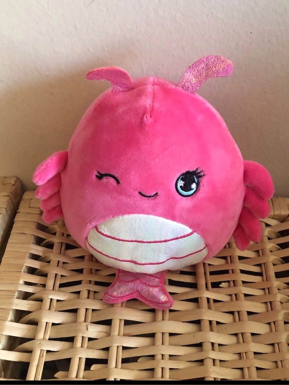 Squishmallow 5in Winking Simone The Shrimp